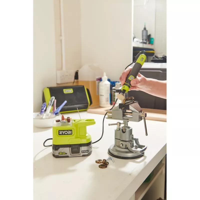 RYOBI ONE+ 18V belaidis rotacinis įrankis RRT18-0 su 15 priedų
