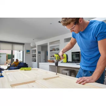 RYOBI ONE+ belaidis smūginis gręžtuvas-suktuvas R18PD5-220S, 18V (Žalia/Juoda, 2x 2.0Ah Li-Ion akumuliatoriai)