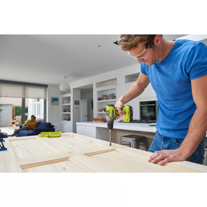 RYOBI ONE+ belaidis smūginis gręžtuvas-suktuvas R18PD5-220S, 18V (Žalia/Juoda, 2x 2.0Ah Li-Ion akumuliatoriai)