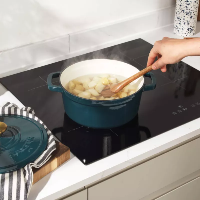 Salter BW13771GR Chester 3.4L Cast Iron Casserole Pot 24 cm, Green