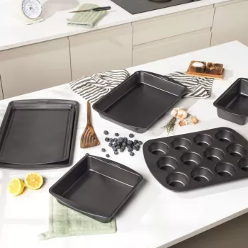 Salter BW14176 100% Recycled Carbon Steel 21cm Square Pan