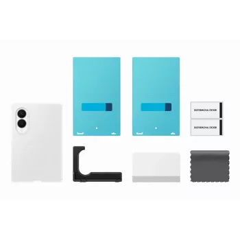 Samsung Silicone Magnet Case Galaxy Z Fold 8 – balta (MagSafe suderinama) | ITwork.lt