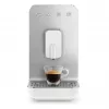 SMEG BCC11WHMEU Pilnai automatinis kavos aparatas su garų vamzdeliu, 19 barų, 1,4 l, baltas