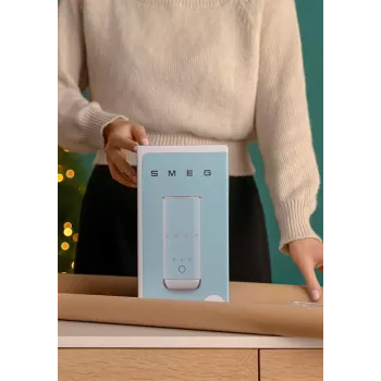 Smeg MFF02CREU Automatinis pieno plakiklis ir šildytuvas – kreminės spalvos, 500 W, 6 programos