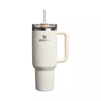 STANLEY The Quencher H2.0 Fluted Tumbler 1,18L Glossy Cream su šiaudeliu