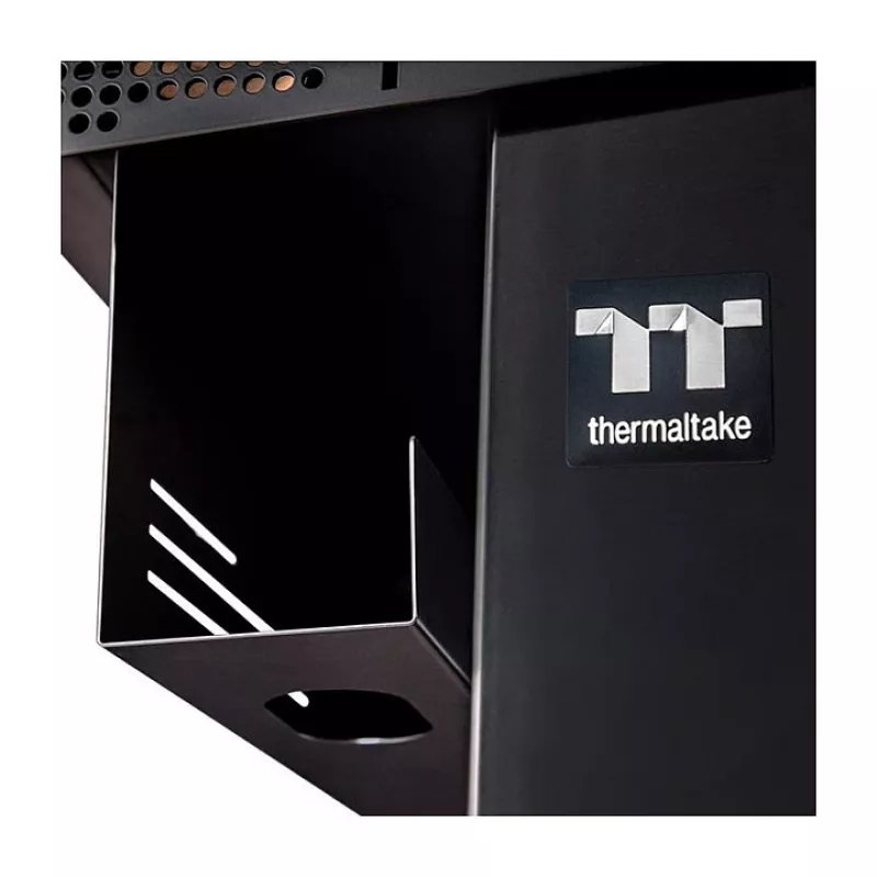 Thermaltake Level 20 Battle Station Gaming Desk – Z formos plieninis rėmas, anglies pluošto MDF stalviršis, 100 kg talpa, juoda