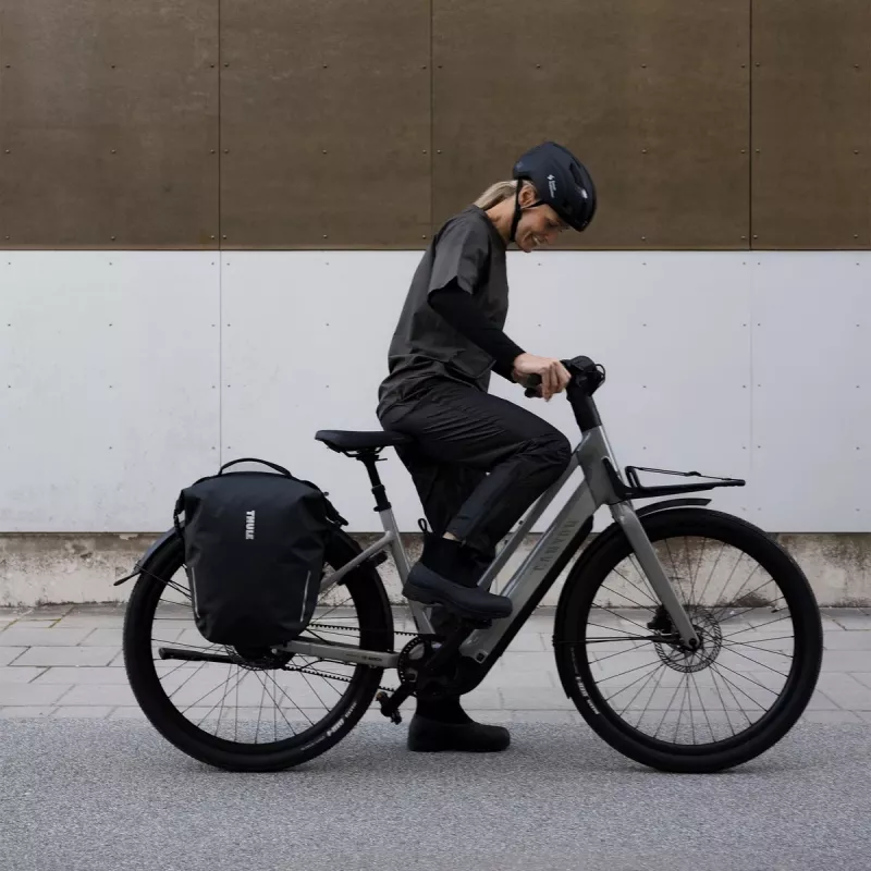 Thule 5477 Shield Pannier 22L su InLock Vidurio Mėlyna