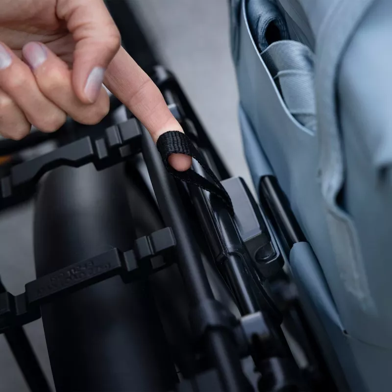 Thule 5487 InLock universali panelė juoda
