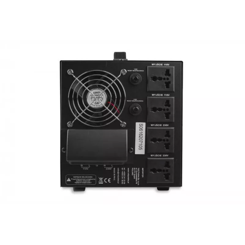 VOLT POLSKA 5000VA įtampos transformatorius 230V ↔ 110V su dviem JAV lizdais ir Schuko kištukiniu lizdu